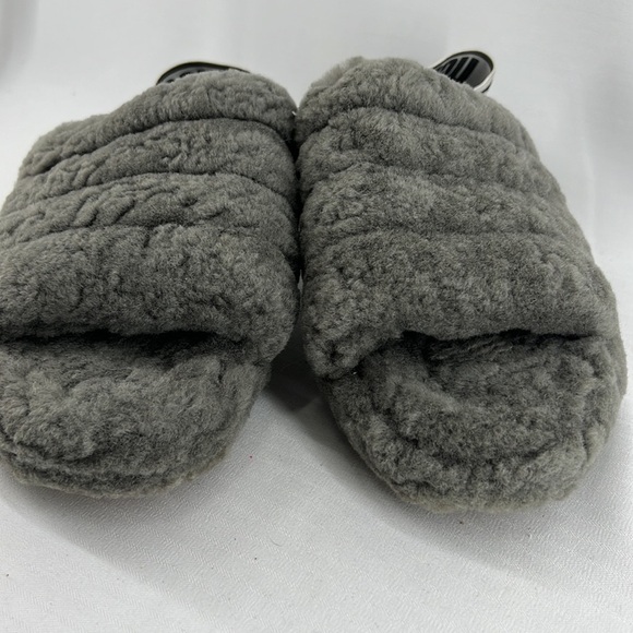 UGG Slides - Picture 3 of 7
